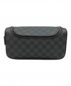 LOUIS VUITTONルイ ヴィトン）の古着「トワレ・ポーチ」｜ブラック