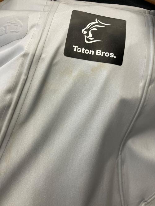 Teton Bros（ティートンブロス）Teton Bros (ティートンブロス) TBジャケット オリーブ サイズ:Sの古着・服飾アイテム