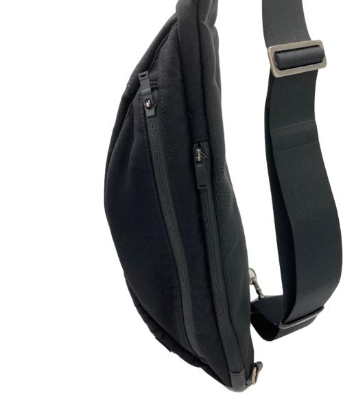 PORTER（ポーター）PORTER (ポーター) スリングショルダーバッグ ブラックの古着・服飾アイテム