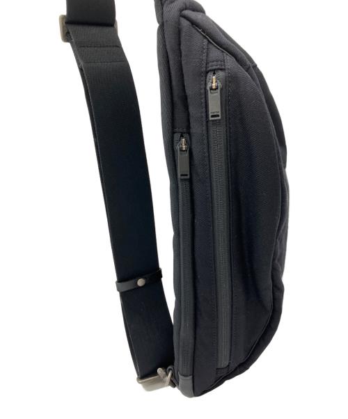 PORTER（ポーター）PORTER (ポーター) スリングショルダーバッグ ブラックの古着・服飾アイテム
