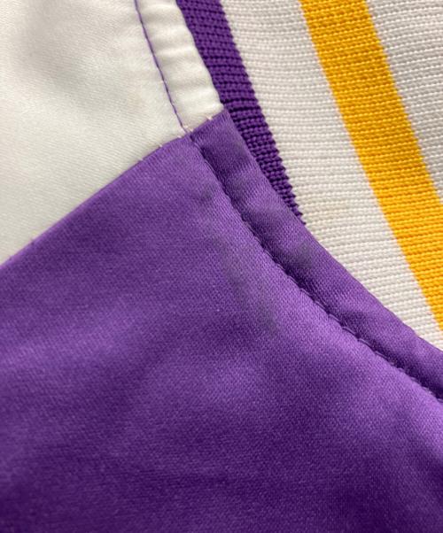 MITCHELL & NESS（ミッチェルアンドネス）MITCHELL & NESS (ミッチェルアンドネス) スタジャン パープル サイズ:Lの古着・服飾アイテム