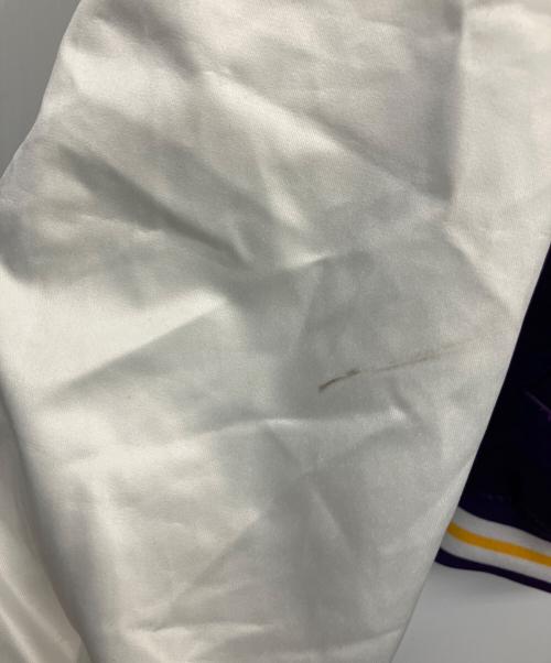 MITCHELL & NESS（ミッチェルアンドネス）MITCHELL & NESS (ミッチェルアンドネス) スタジャン パープル サイズ:Lの古着・服飾アイテム