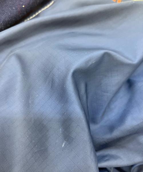 A BATHING APE（ア ベイシング エイプ）A BATHING APE (ア ベイシング エイプ) スノボジャケット ネイビー×レッド サイズ:Sの古着・服飾アイテム