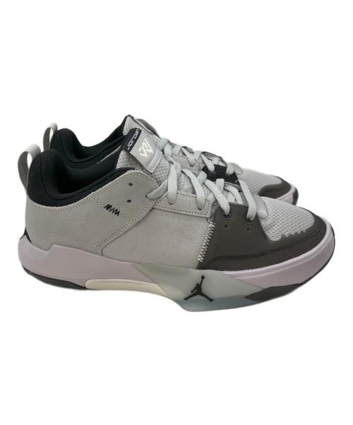 NIKE（ナイキ）NIKE (ナイキ) スニーカー グレー×ブラック サイズ:27.5の古着・服飾アイテム