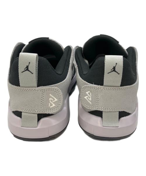 NIKE（ナイキ）NIKE (ナイキ) スニーカー グレー×ブラック サイズ:27.5の古着・服飾アイテム