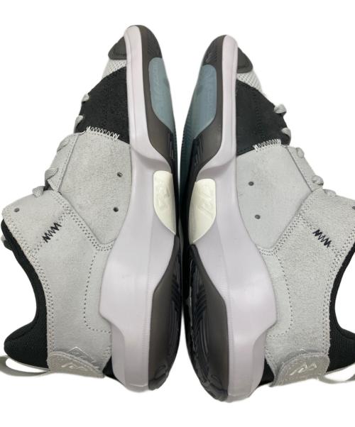 NIKE（ナイキ）NIKE (ナイキ) スニーカー グレー×ブラック サイズ:27.5の古着・服飾アイテム