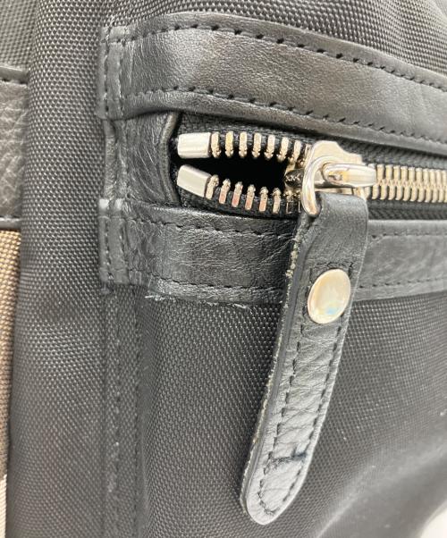 BLACK LABEL CRESTBRIDGE（ブラックレーベル クレストブリッジ）BLACK LABEL CRESTBRIDGE (ブラックレーベル クレストブリッジ) リュック ブラックの古着・服飾アイテム