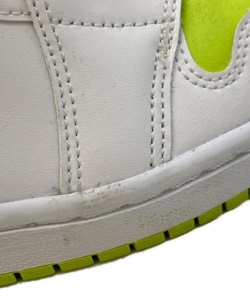NIKE（ナイキ）NIKE (ナイキ) WMNS AIR JORDAN 1 MID ホワイト×グリーン サイズ:24.5の古着・服飾アイテム