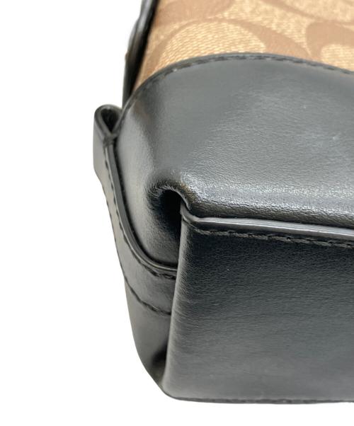 COACH（コーチ）COACH (コーチ) ショルダーバッグ ベージュ×ブラックの古着・服飾アイテム