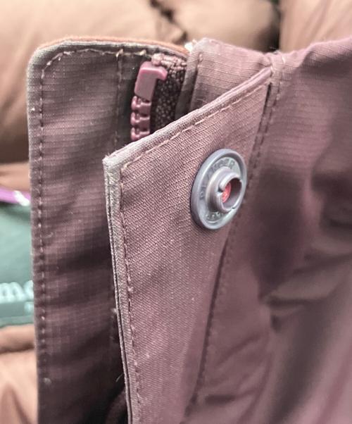 mont-bell（モンベル）mont-bell (モンベル) ベルニナ ダウンコート ブラウン サイズ:Mの古着・服飾アイテム