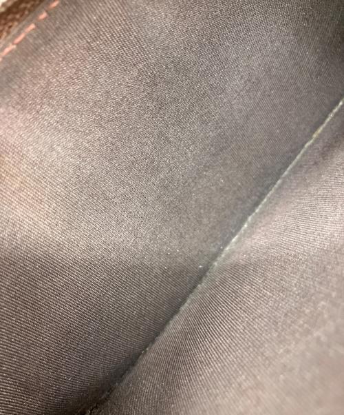 CHANEL（シャネル）CHANEL (シャネル) ラウンドファスナー長財布 ブラックの古着・服飾アイテム