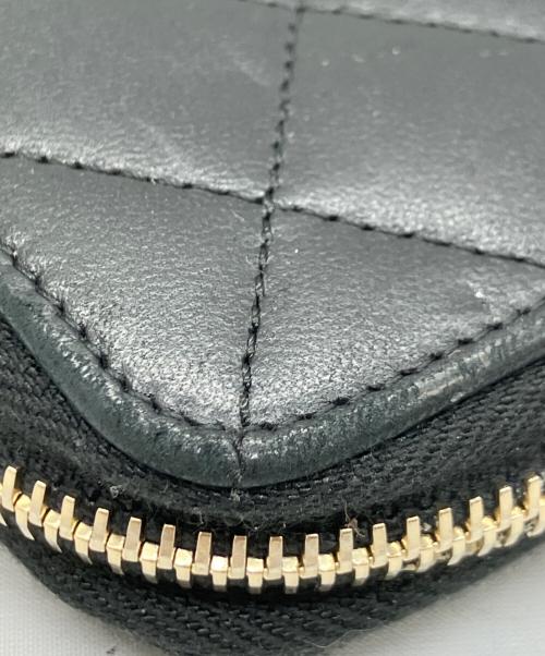 CHANEL（シャネル）CHANEL (シャネル) ラウンドファスナー長財布 ブラックの古着・服飾アイテム