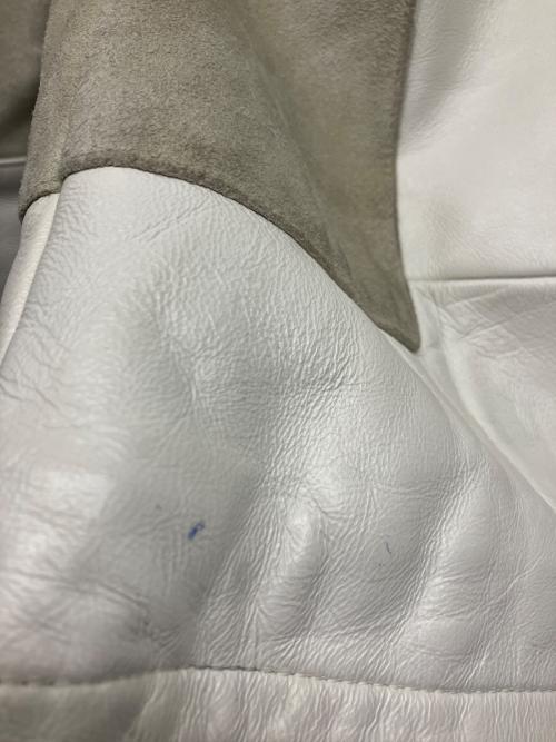 AVIREX（アヴィレックス）AVIREX (アヴィレックス) シングルライダース  ホワイト×グレー サイズ:Mの古着・服飾アイテム