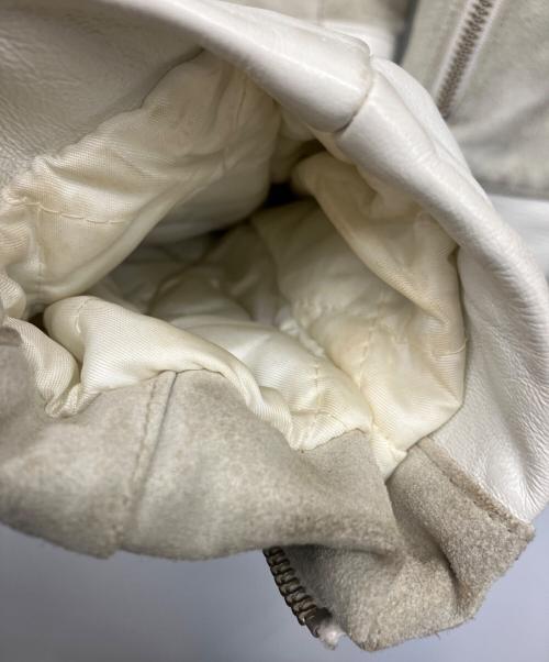 AVIREX（アヴィレックス）AVIREX (アヴィレックス) シングルライダース  ホワイト×グレー サイズ:Mの古着・服飾アイテム