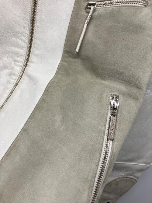 AVIREX（アヴィレックス）AVIREX (アヴィレックス) シングルライダース  ホワイト×グレー サイズ:Mの古着・服飾アイテム