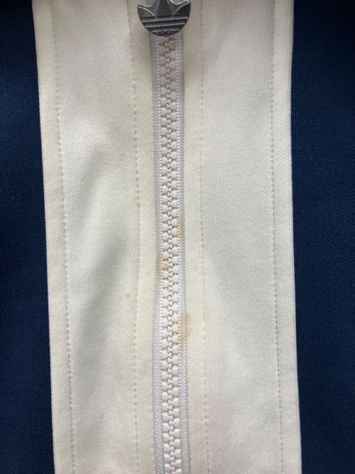 adidas（アディダス）adidas (アディダス) ジャケット ネイビー×ホワイト サイズ:M-Lの古着・服飾アイテム