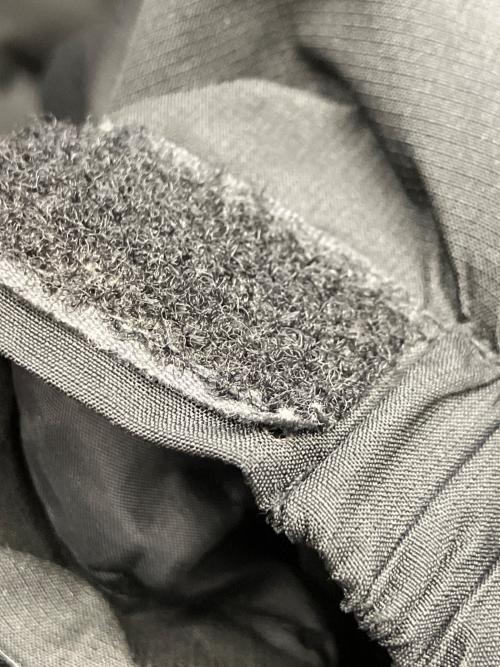 POETICCOLLECTIVE（ポエティックコレクティブ）POETICCOLLECTIVE (ポエティックコレクティブ) 中綿ジャケット ブラック サイズ:Mの古着・服飾アイテム