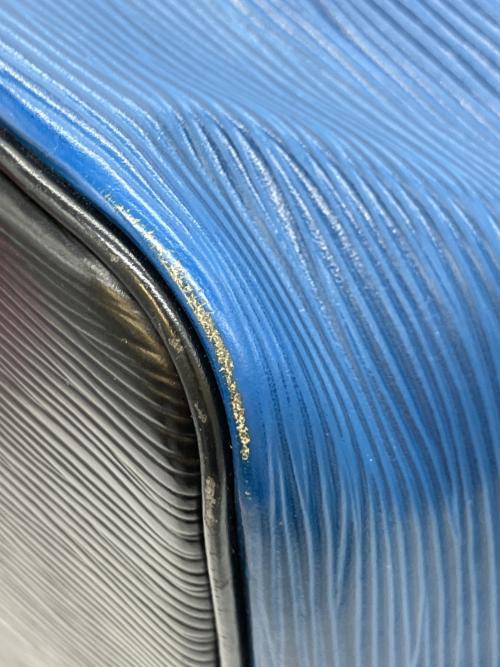 LOUIS VUITTON（ルイ ヴィトン）LOUIS VUITTON (ルイ ヴィトン) ショルダーバッグ ブルーの古着・服飾アイテム