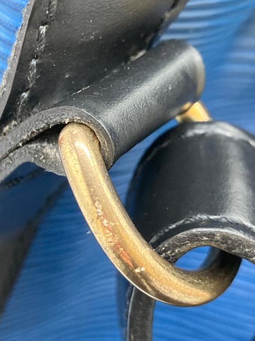 LOUIS VUITTON（ルイ ヴィトン）LOUIS VUITTON (ルイ ヴィトン) ショルダーバッグ ブルーの古着・服飾アイテム