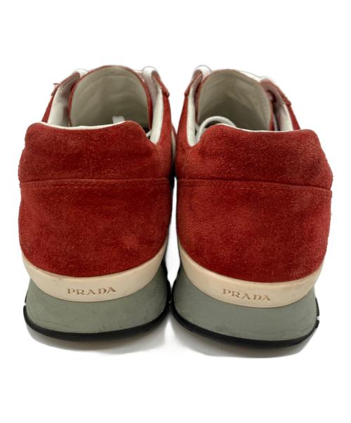 PRADA（プラダ）PRADA (プラダ) スニーカー レッド サイズ:8の古着・服飾アイテム