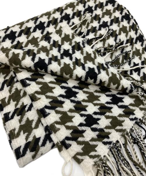 BOSS HUGO BOSS（ボス ヒューゴボス）BOSS HUGO BOSS (ボス ヒューゴボス) マフラー 未使用品の古着・服飾アイテム