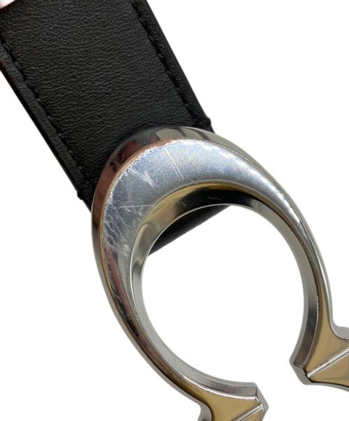 COACH（コーチ）COACH (コーチ) イニシャルバックルの古着・服飾アイテム