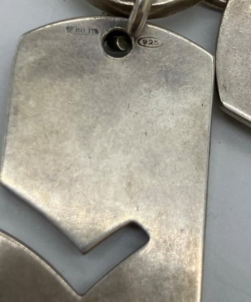 GUCCI（グッチ）GUCCI (グッチ) ダブルドッグタグネックレス シルバーの古着・服飾アイテム
