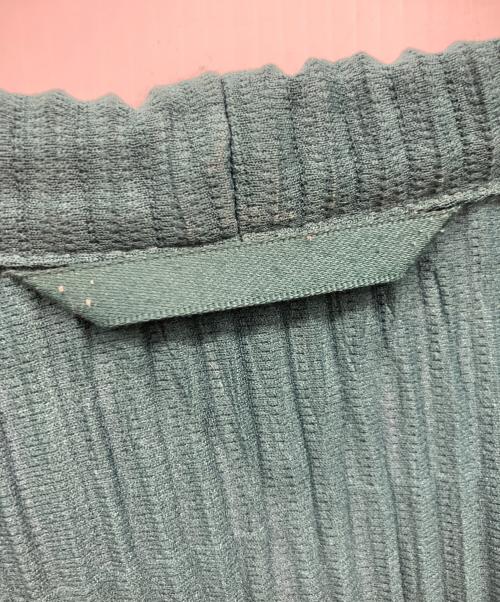 HOMME PLISSE ISSEY MIYAKE（オム プリッセ イッセイ ミヤケ）HOMME PLISSE ISSEY MIYAKE (オム プリッセ イッセイ ミヤケ) ジップパーカー グリーン サイズ:2の古着・服飾アイテム