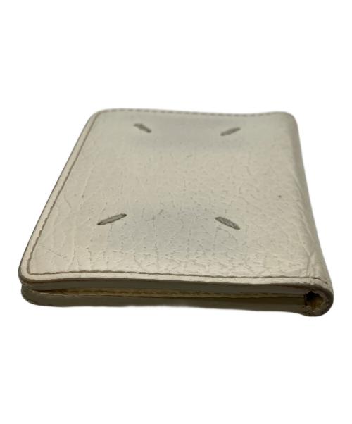 Maison Margiela（メゾンマルジェラ）Maison Margiela (メゾンマルジェラ) カードケース ホワイトの古着・服飾アイテム