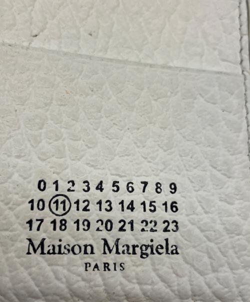 Maison Margiela（メゾンマルジェラ）Maison Margiela (メゾンマルジェラ) カードケース ホワイトの古着・服飾アイテム