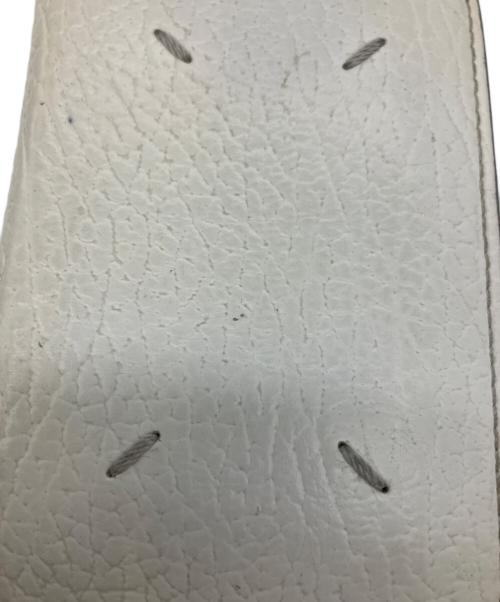 Maison Margiela（メゾンマルジェラ）Maison Margiela (メゾンマルジェラ) カードケース ホワイトの古着・服飾アイテム
