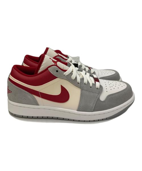 NIKE（ナイキ）NIKE (ナイキ) スニーカー グレー×レッド サイズ:27の古着・服飾アイテム