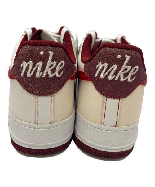 NIKE（ナイキ）NIKE (ナイキ) スニーカー ホワイト×レッド サイズ:27の古着・服飾アイテム