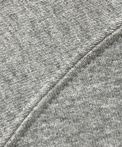 SUPREME（シュプリーム）SUPREME (シュプリーム) Small Box Raglan Crewneck グレー サイズ:Mの古着・服飾アイテム