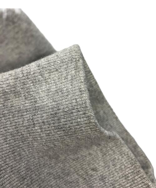 SUPREME（シュプリーム）SUPREME (シュプリーム) Small Box Raglan Crewneck グレー サイズ:Mの古着・服飾アイテム