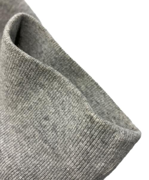 SUPREME（シュプリーム）SUPREME (シュプリーム) Small Box Raglan Crewneck グレー サイズ:Mの古着・服飾アイテム