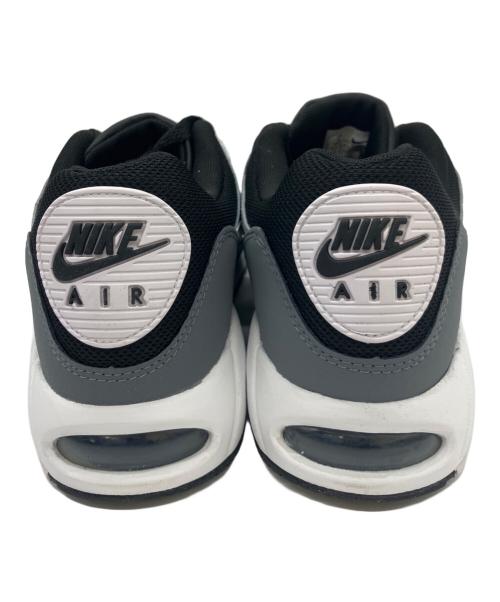 NIKE（ナイキ）NIKE (ナイキ) スニーカー ブラック×グレー サイズ:27 未使用品の古着・服飾アイテム