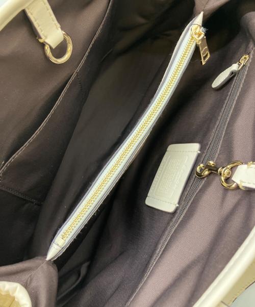 COACH（コーチ）COACH (コーチ) ショルダーバッグ ベージュの古着・服飾アイテム