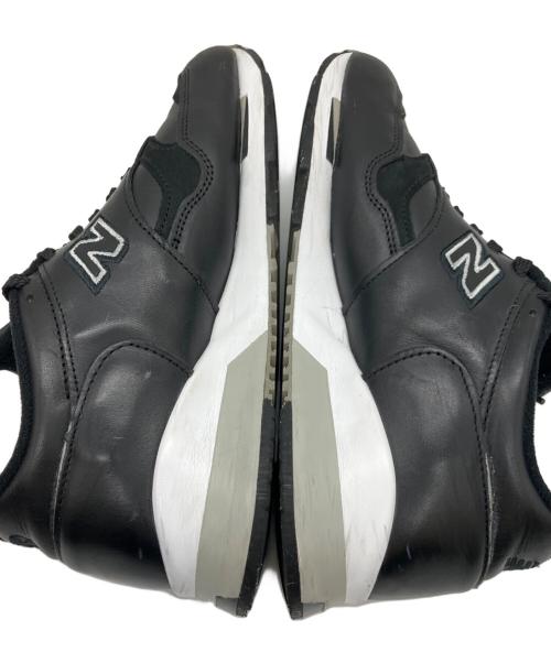 NEW BALANCE（ニューバランス）NEW BALANCE (ニューバランス) スニーカー ブラック×ホワイト サイズ:61/2の古着・服飾アイテム