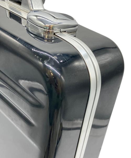 ZERO HALLIBURTON（ゼロ ハリバートン）ZERO HALLIBURTON (ゼロ ハリバートン) アタッシュケース ブラックの古着・服飾アイテム