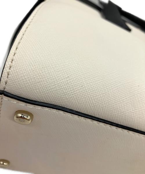Kate Spade（ケイトスペード）Kate Spade (ケイトスペード) 2WAYバッグ ホワイト×ブラックの古着・服飾アイテム