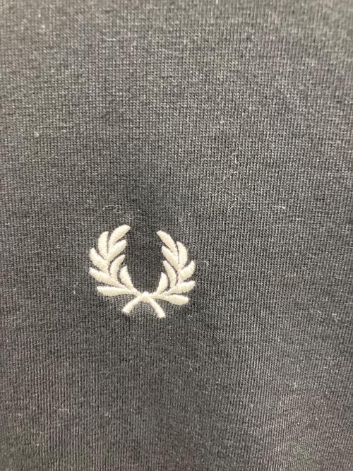 FRED PERRY（フレッドペリー）FRED PERRY (フレッドペリー) 長袖カットソー ブラック サイズ:Lの古着・服飾アイテム