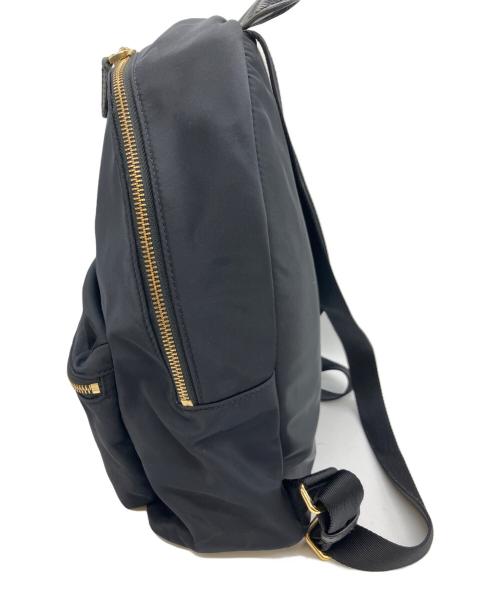 LAUREN RALPH LAUREN（ローレンラルフローレン）LAUREN RALPH LAUREN (ローレンラルフローレン) ナイロンリュック ブラック×ゴールドの古着・服飾アイテム