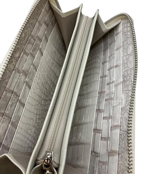 RODANIA（ロダニア）RODANIA (ロダニア) ラウンドファスナー長財布 ホワイトの古着・服飾アイテム