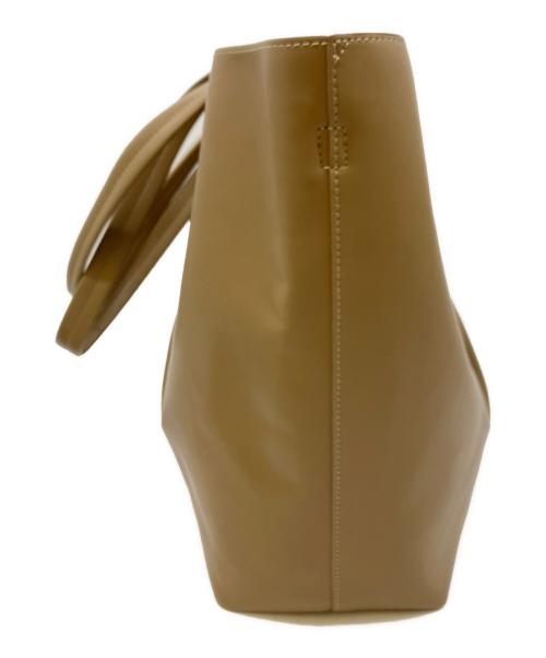 BEAUTY&YOUTH UNITED ARROWS（ビューティーアンドユースユナイテッドアローズ）BEAUTY&YOUTH UNITED ARROWS (ビューティーアンドユースユナイテッドアローズ) フェイクレザートートバッグ ベージュの古着・服飾アイテム