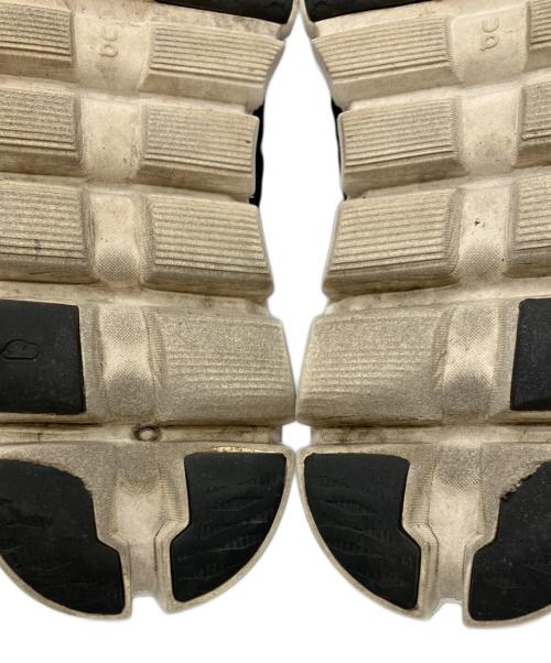 on（オン）On (オン) シューズ ブラック×ホワイト サイズ:27.5の古着・服飾アイテム