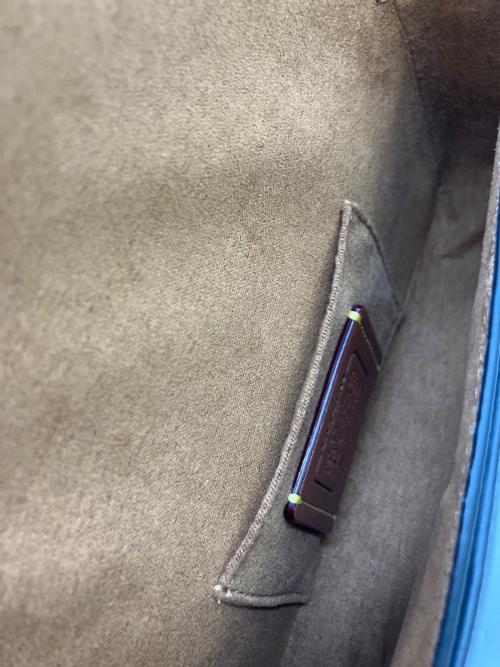 COACH（コーチ）COACH (コーチ) ヘイリー フラップバッグ ブラックの古着・服飾アイテム