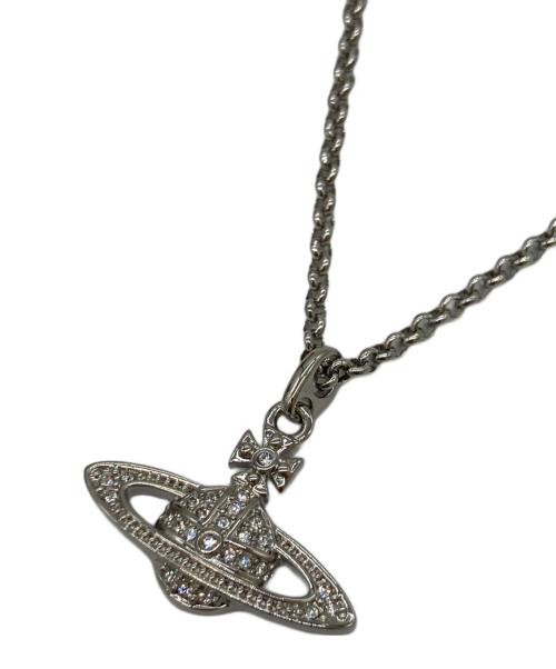 Vivienne Westwood（ヴィヴィアンウエストウッド）Vivienne Westwood (ヴィヴィアンウエストウッド) ミニバスレリーフペンダント シルバーカラーの古着・服飾アイテム