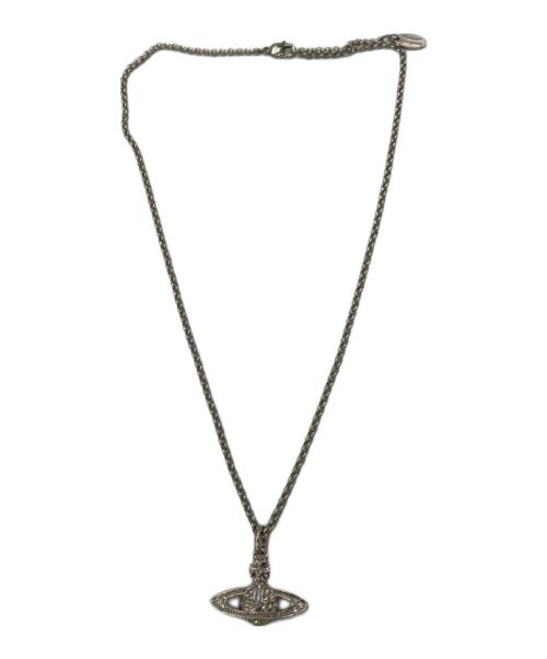 Vivienne Westwood（ヴィヴィアンウエストウッド）Vivienne Westwood (ヴィヴィアンウエストウッド) ミニバスレリーフペンダント シルバーカラーの古着・服飾アイテム