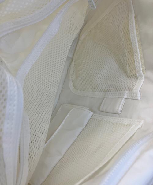 PORTER（ポーター）PORTER (ポーター) FAT (エフエーティー) ショルダーバッグ ホワイトの古着・服飾アイテム